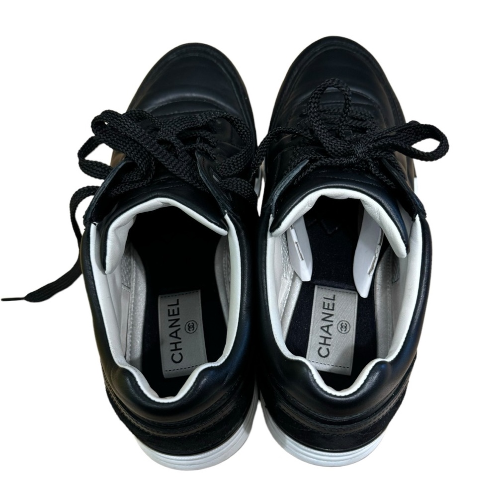 SOLD‼️Chanel Sneakers Black and White Leather 100% Authentic - Picture 6 of 16